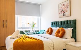 Clarges- Hsk Suites